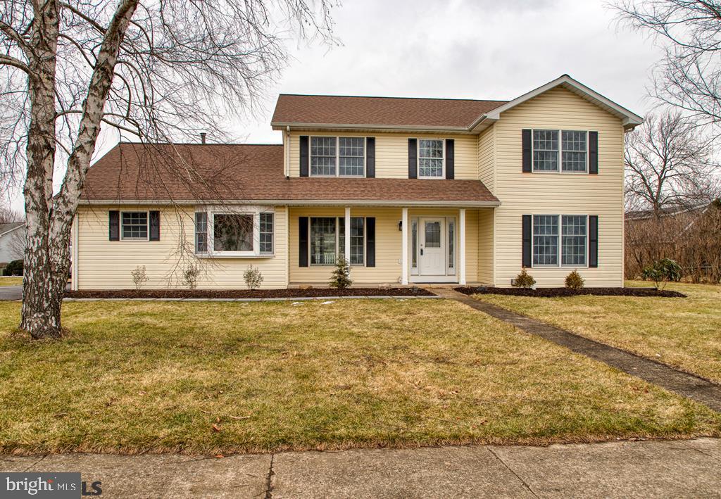 381 Cogan Circle Paradigm Properties